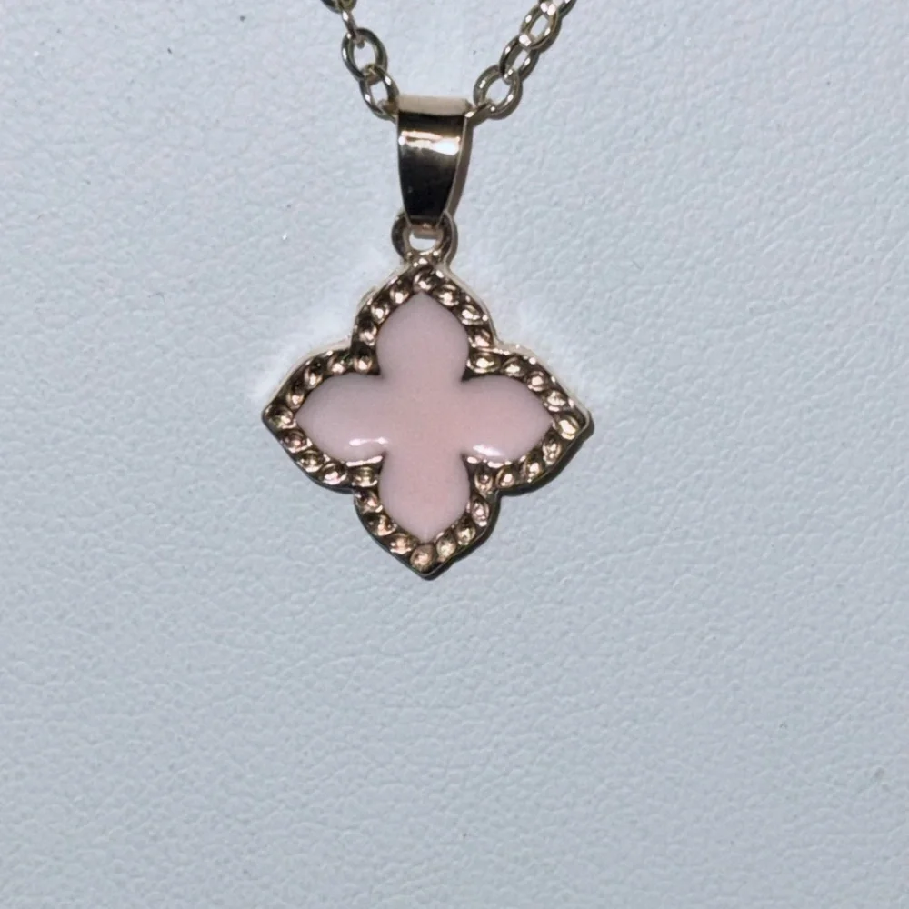 : ✨ Dainty Pink & Gold Clover Necklace ✨